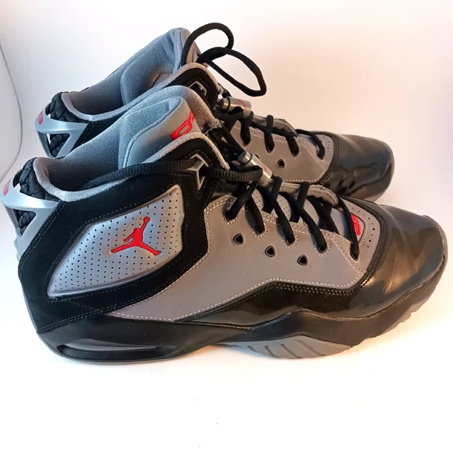 Ni - ke Ni - ke Air Jordan Jump Man B' Loyal #23 Mid Gray/Black Shoes Sneakers Men's 11.5