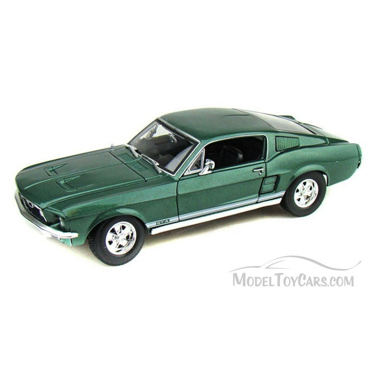 1967 Ford Mustang GTA Fastback, Green - Maisto 31166 - 1/18 Scale