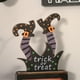 thumbnail image 2 of 5 piezas de decoraciones de madera de Halloween, centro de mesa de Halloween, decoración artesanal que incluye decoración de bruja/fantasma/zapatos para el hogar, interior, vacaciones, suministro, 2 of 5