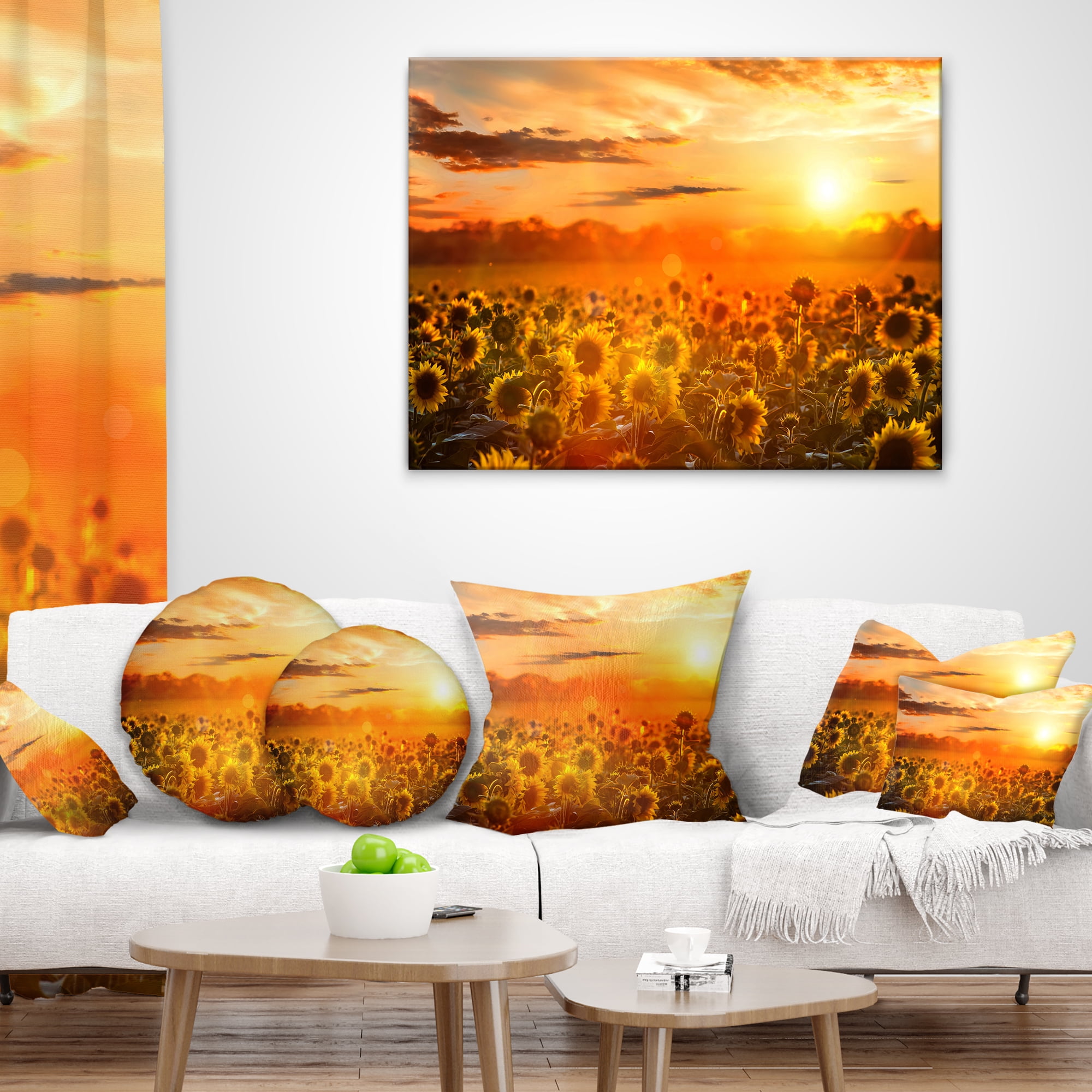 Designart Yellow Sunset over Sunflowers - Floral Throw Pillow - 16x16