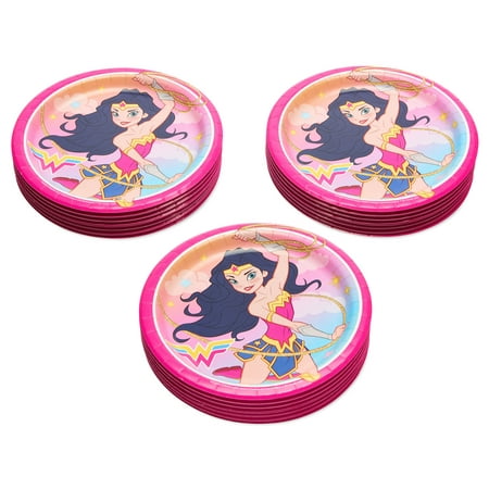 American Greetings Wonder Woman Party Supplies, Dinner Plates (36-Count)