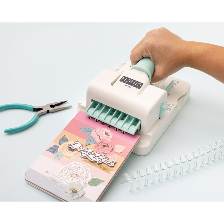 We R Memory Keepers Mini Cinch Book Binding Machine Bundle with