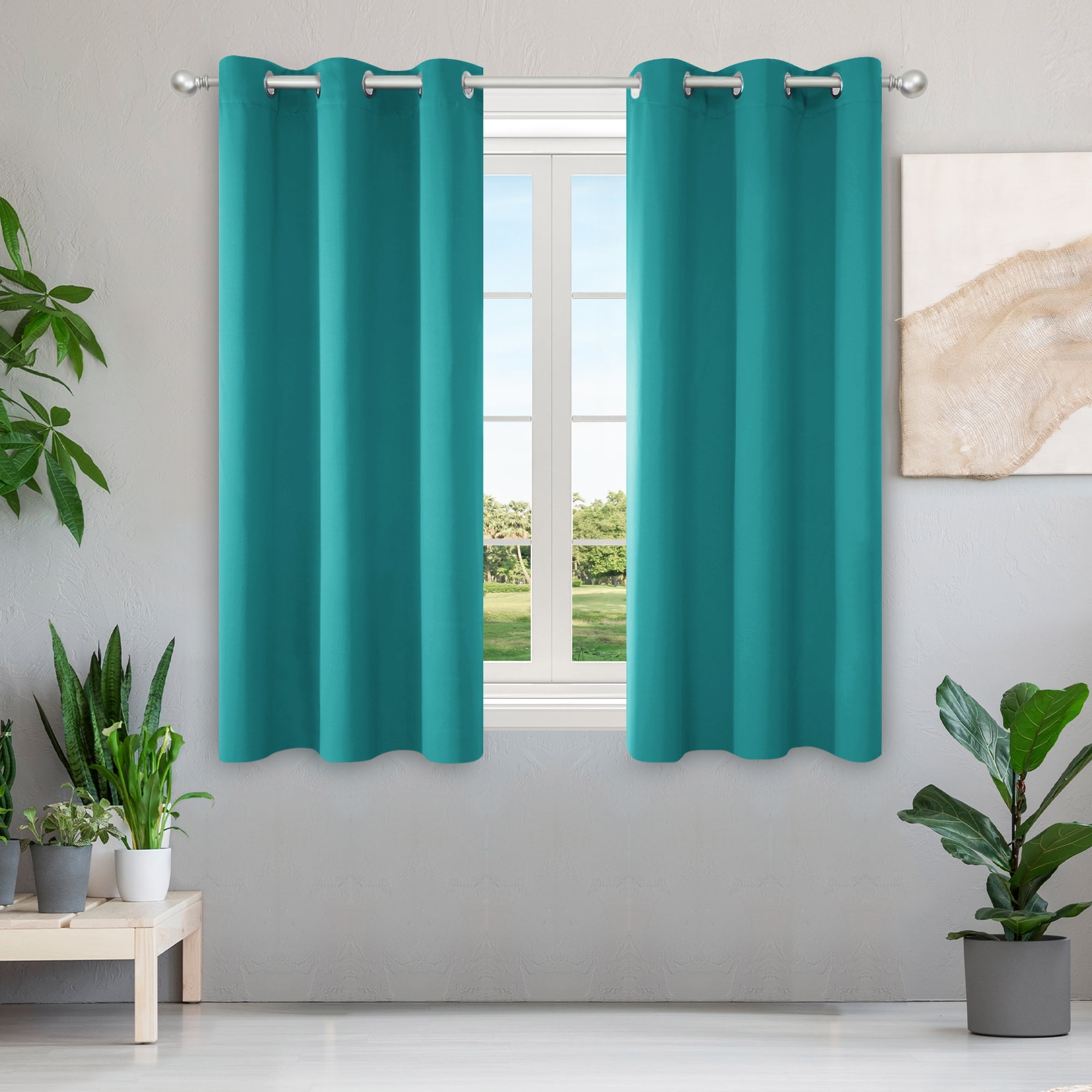 Deconovo Thermal Insulated Curtain Grommet Short Blackout Curtains for