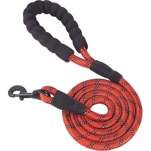 5/6 Ft Strong Pet Dog Leash With Highly Reflective Threads,360 No Tangles And Comfortable Padded Handle,suitable For Small,medium And Large Dogs