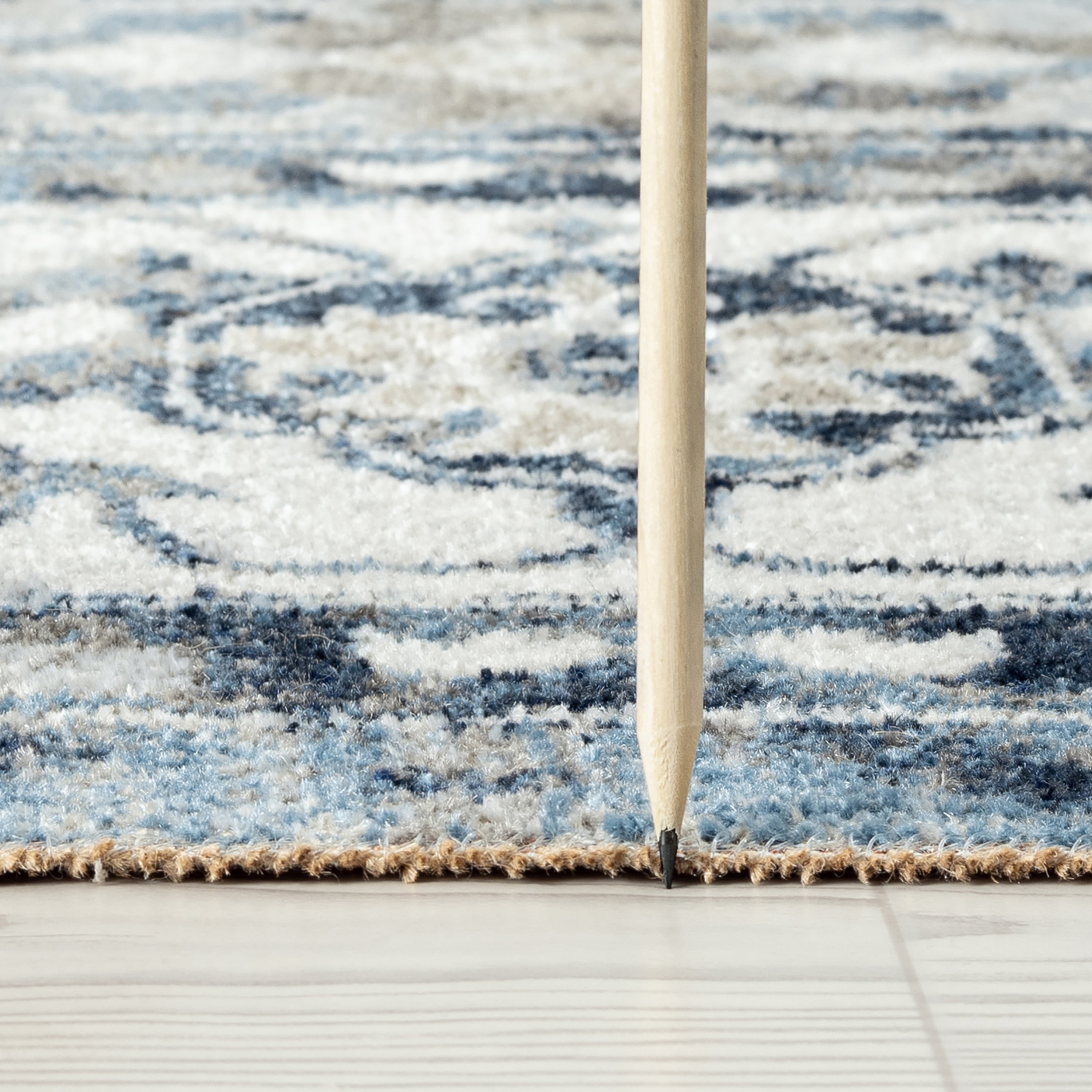 Traditional 4x6 Area Rug (4' x 5'3'') Oriental Navy, Navy Indoor Rectangle Easy to Clean