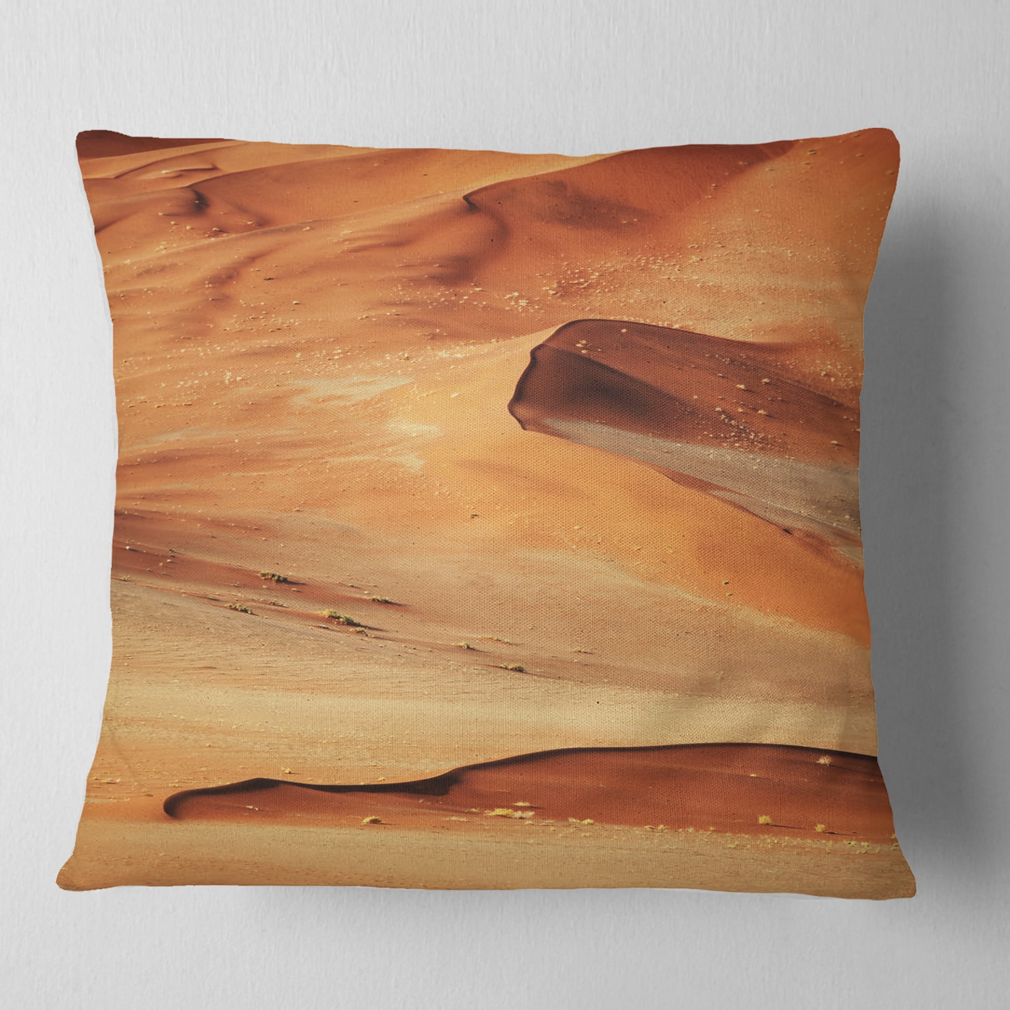 Designart 16" x 16" Brown Polyester Throw Pillow