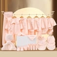 thumbnail image 1 of Conjuntos de blusas y camisas de cuello redondo y manga larga Caja de regalo para bebé Conjunto de ropa para bebé recién nacido de 28 piezas Accesorios de regalo para recién nacido de un mes Regalo de, 1 of 9