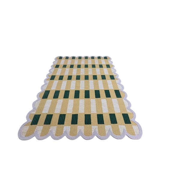 Matilda Goad Plaid Scallop Wool Area Rug, Hand-Tufted Carpet for Living Room, Bedroom, and Entryway – Green 3' x 5'