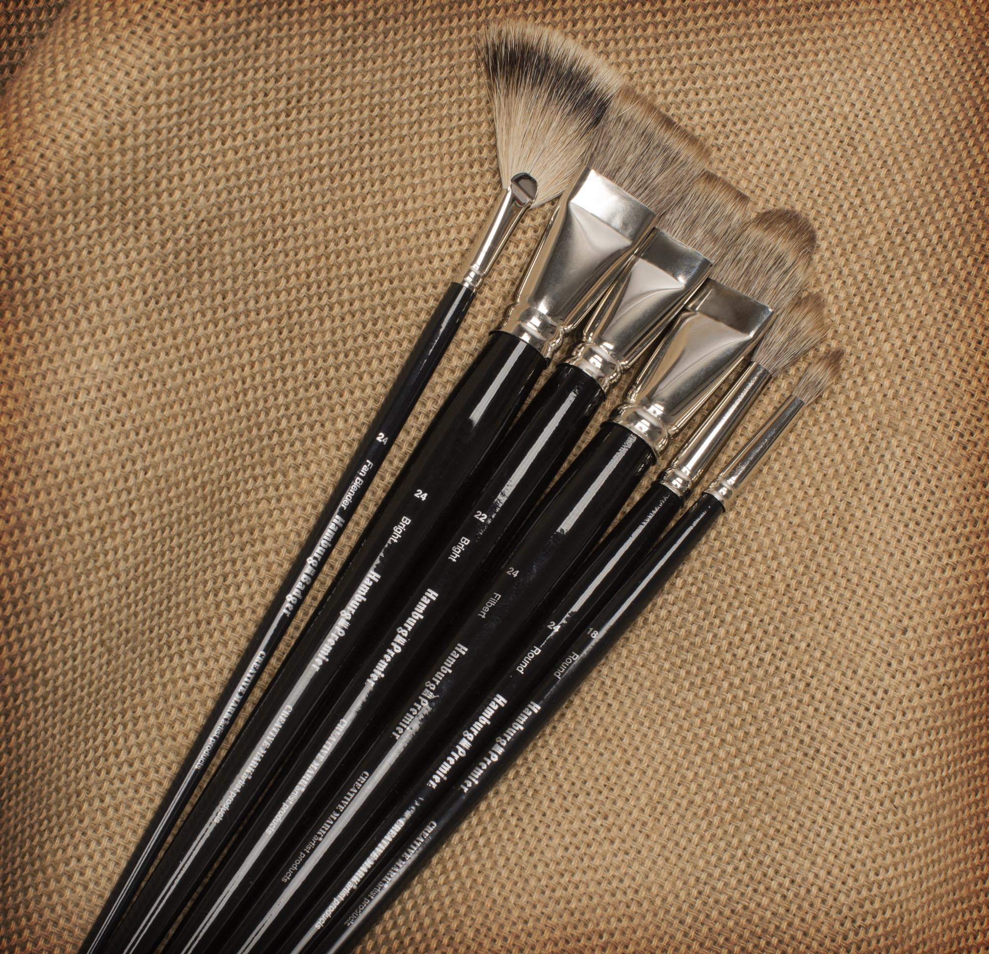 Creative Mark Hamburg Premiere Professional Oil Painting Brushes - Flat #14 Oil Paint Brush - Handmade in Germany, Natural & Synthetic Hair Blend, Long Triple-Lacquered Birch Handle