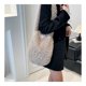 thumbnail image 4 of Bolso de mano peludo para mujer | Bolso bandolera grande de piel sintética con orejas de conejo | Monedero ligero con cierre magnético | Bolso informal de invierno para ir de compras, hacer yoga o, 4 of 9