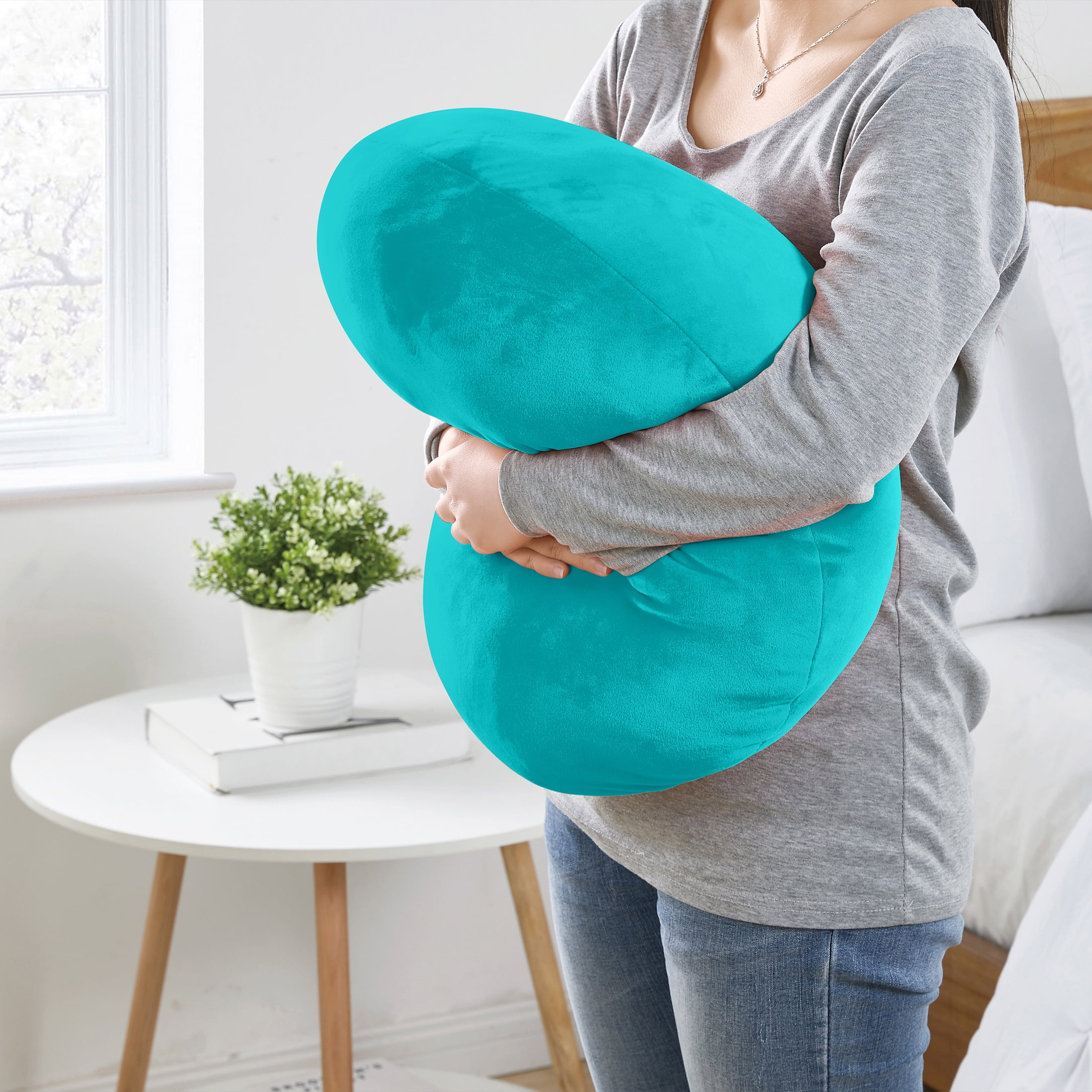 Mainstays 21" x 21" Aqua Squishy Extra Soft Round Decorative Pillow, 1-Pack, for All Ages