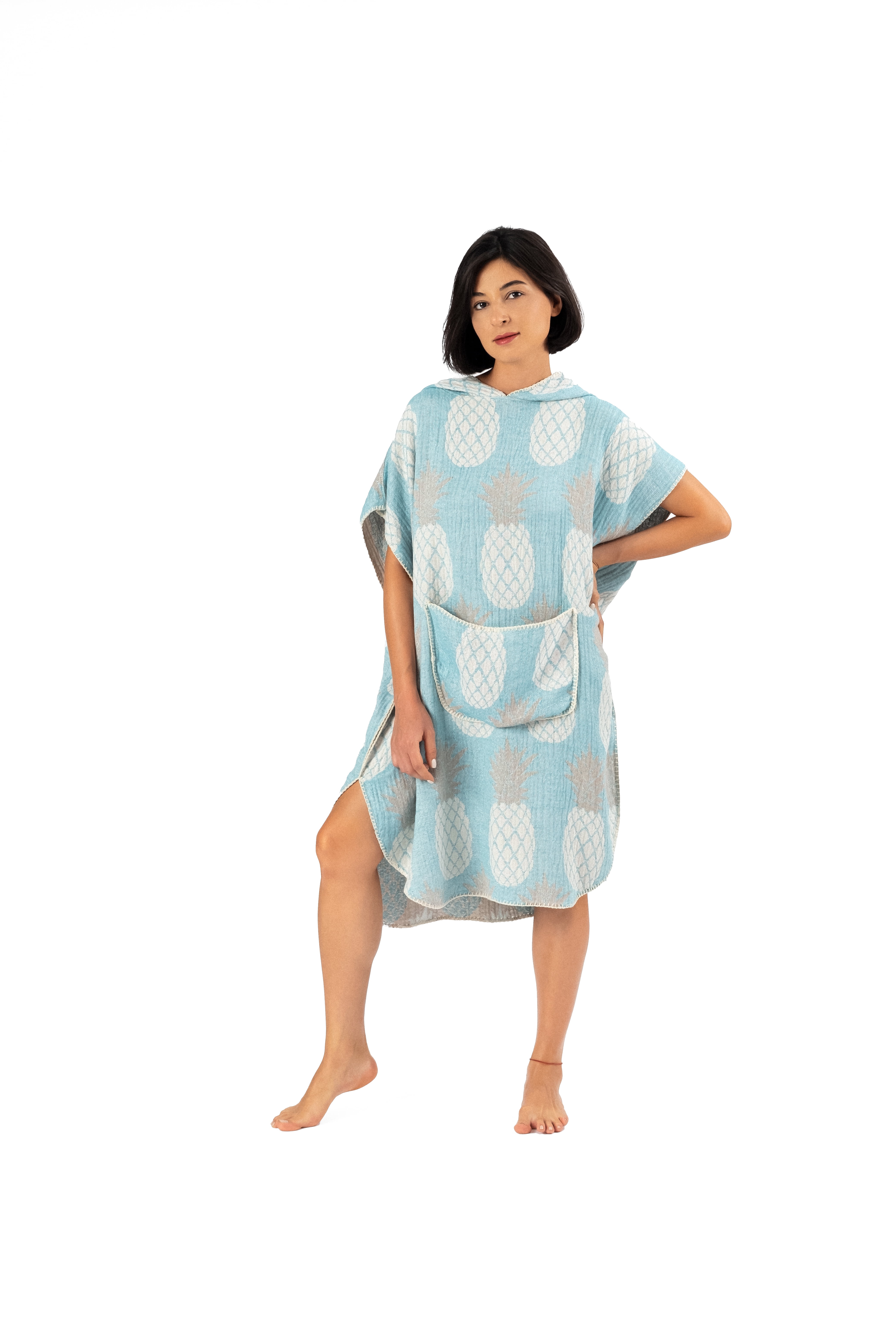 AVVEXA Surf Poncho Towel for Adult Women & Men From 100% Turkish Towel Cotton, Beach Poncho, Wetsuit  Changing Robe with Hood and Pocket for Surf, Swimming and Outdoor Sports, Lightweight, Ultra Soft