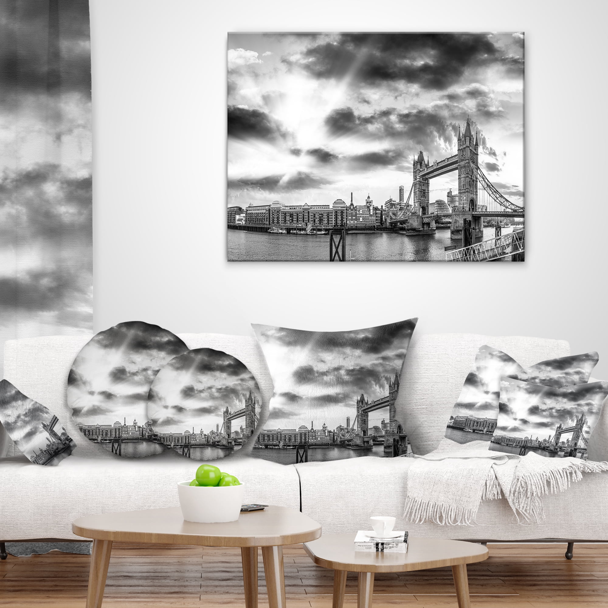 Designart Black and White View of London Panorama - Cityscape Throw Pillow - 16x16