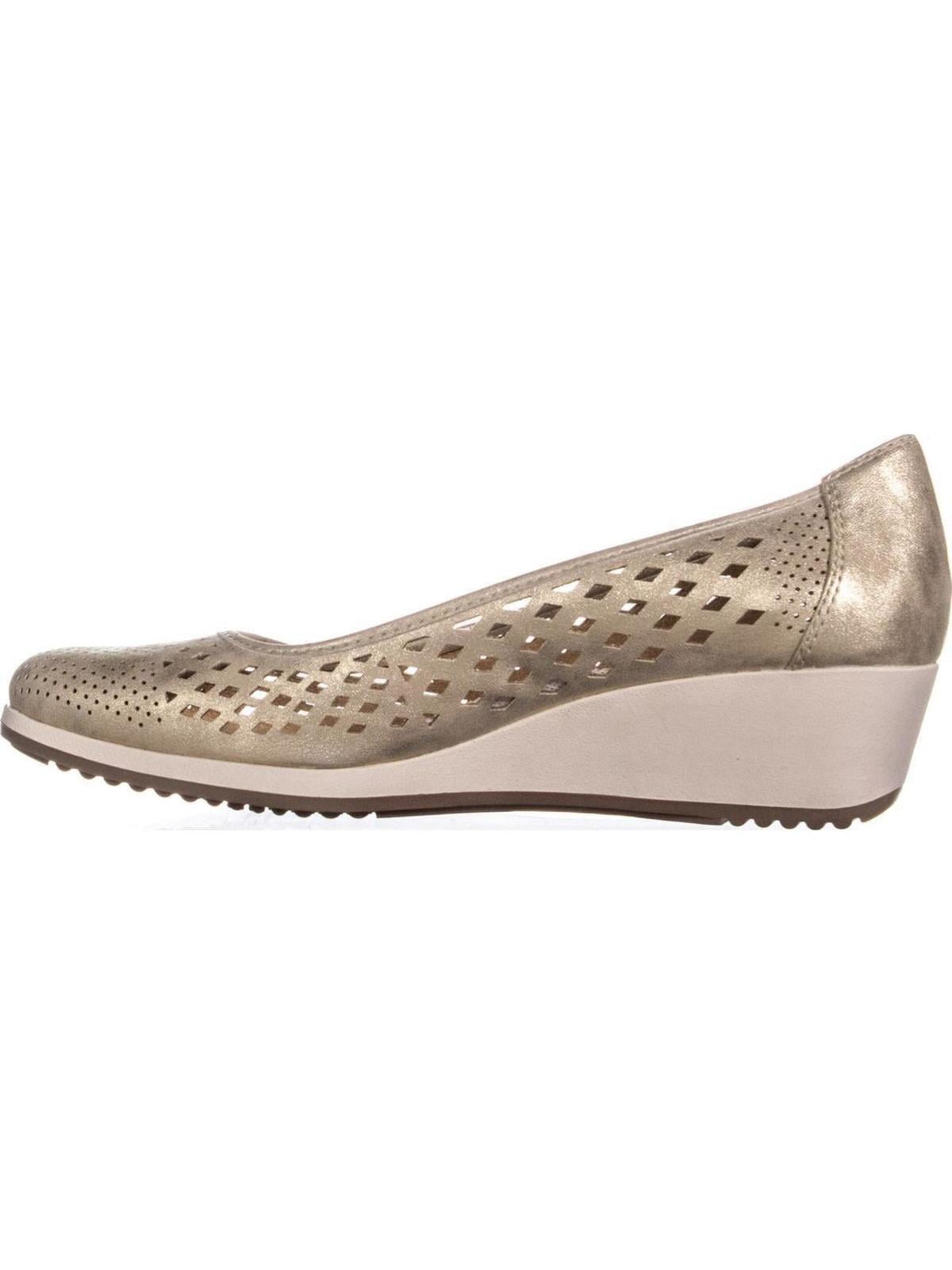 naturalizer brina laser cut wedge pump