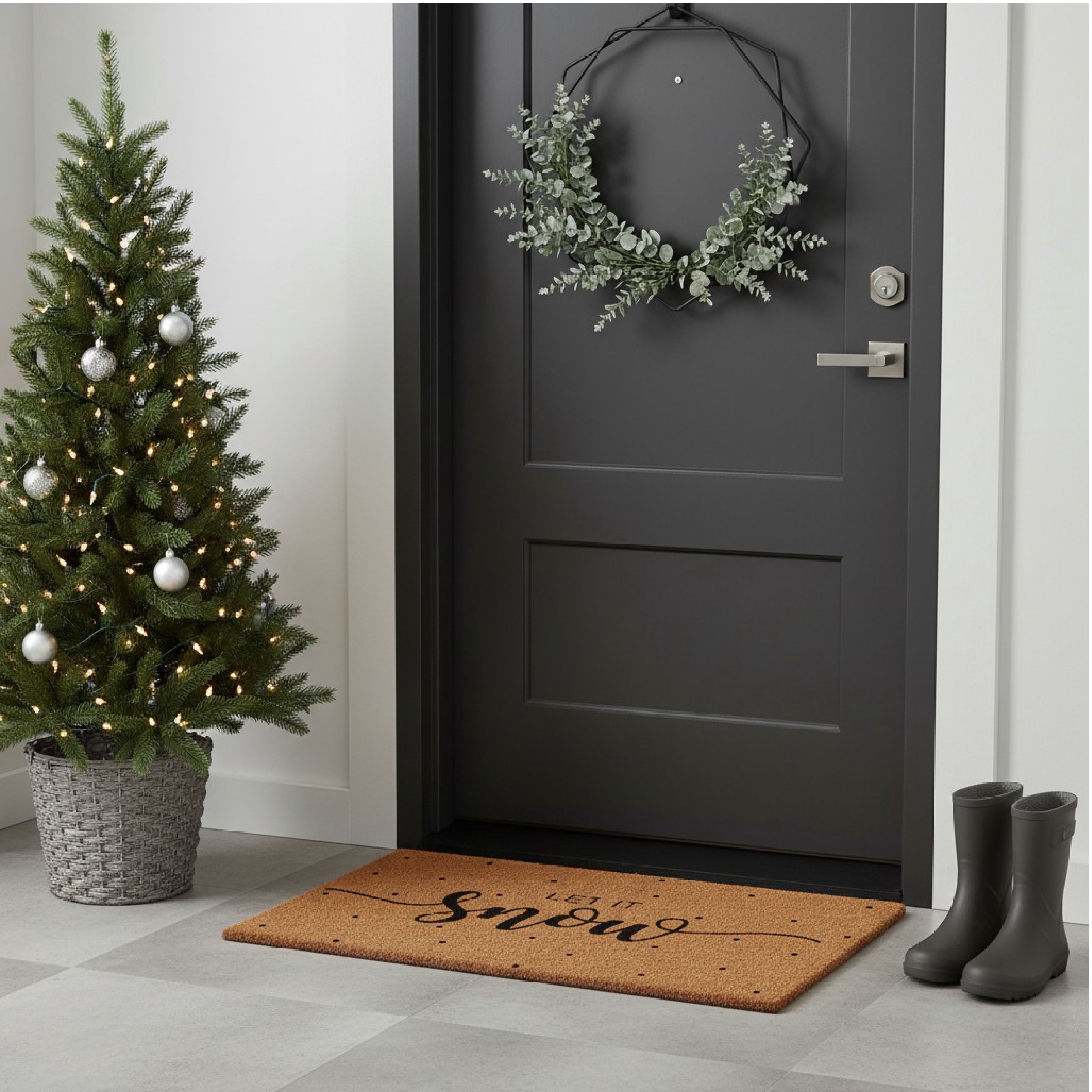 Calloway Mills 112242436 Let it snow Doormat 24" x 36"