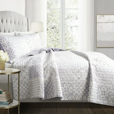 Lush Decor Monique Geometric Print Pattern Cotton Lightweight Reversible Quilt, Full/Queen, Lavender, 3-pc set includes: 1 Quilt, 2 Pillow Shams