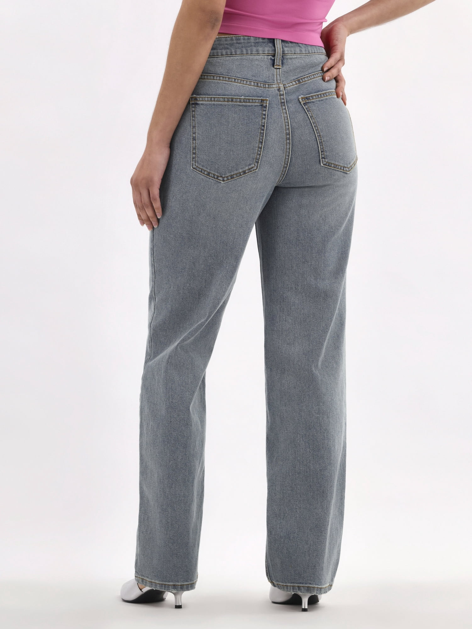 No Boundaries Women's Plus High-Rise Straight Leg Jeans, 30” and 32" Inseam, Sizes 00-24W
