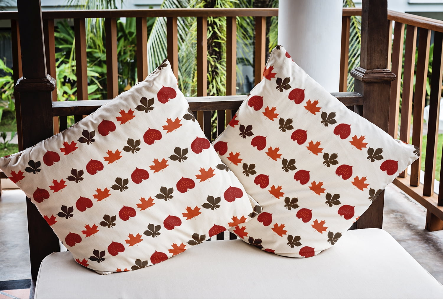 Simply Daisy 18" x 18" Leaf Stripe Polyester Indoor/Outdoor Pillow, Dragon (1 Count)