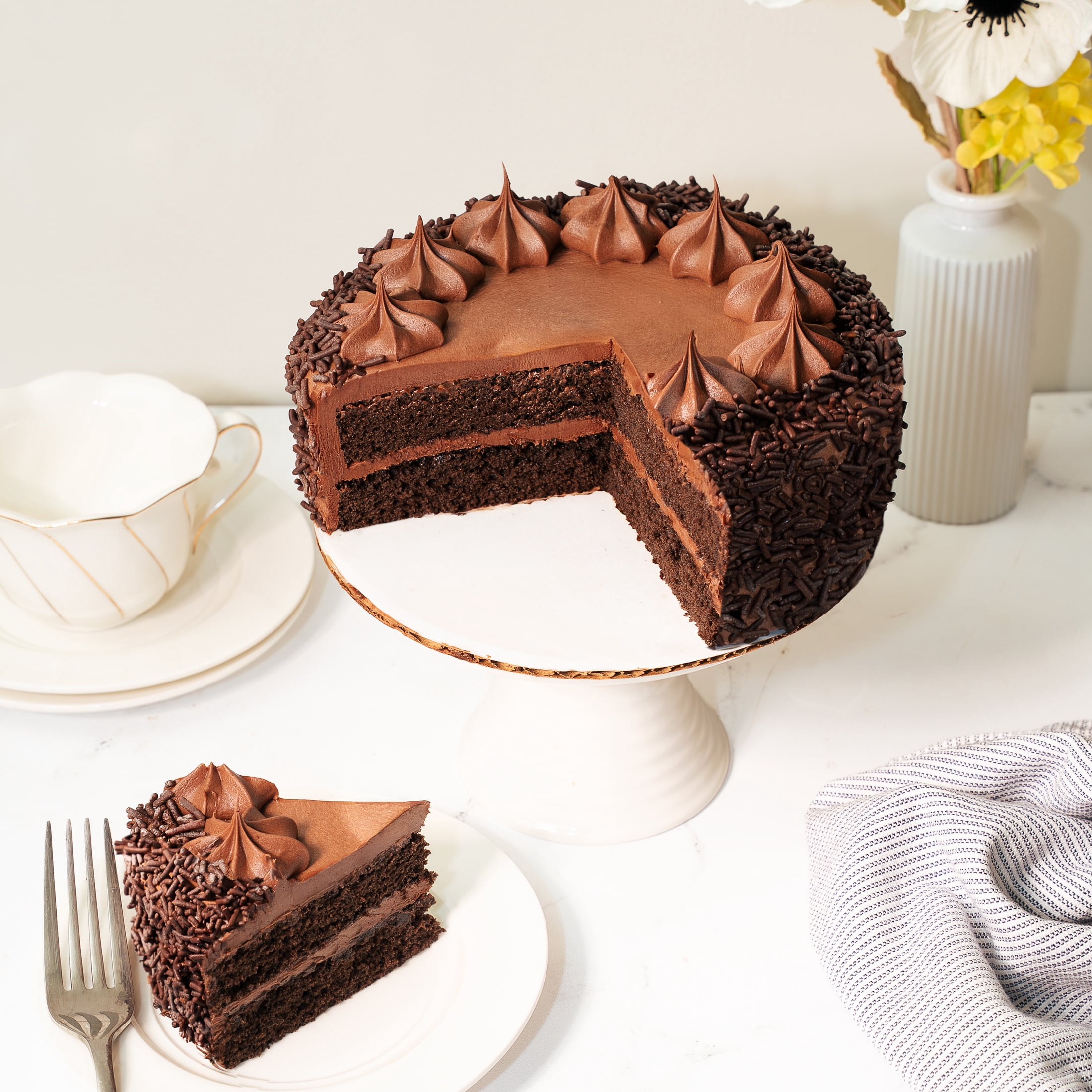 Marketside 7-Inch Chocolate Fudge Cake, 32 oz (Refrigerated)