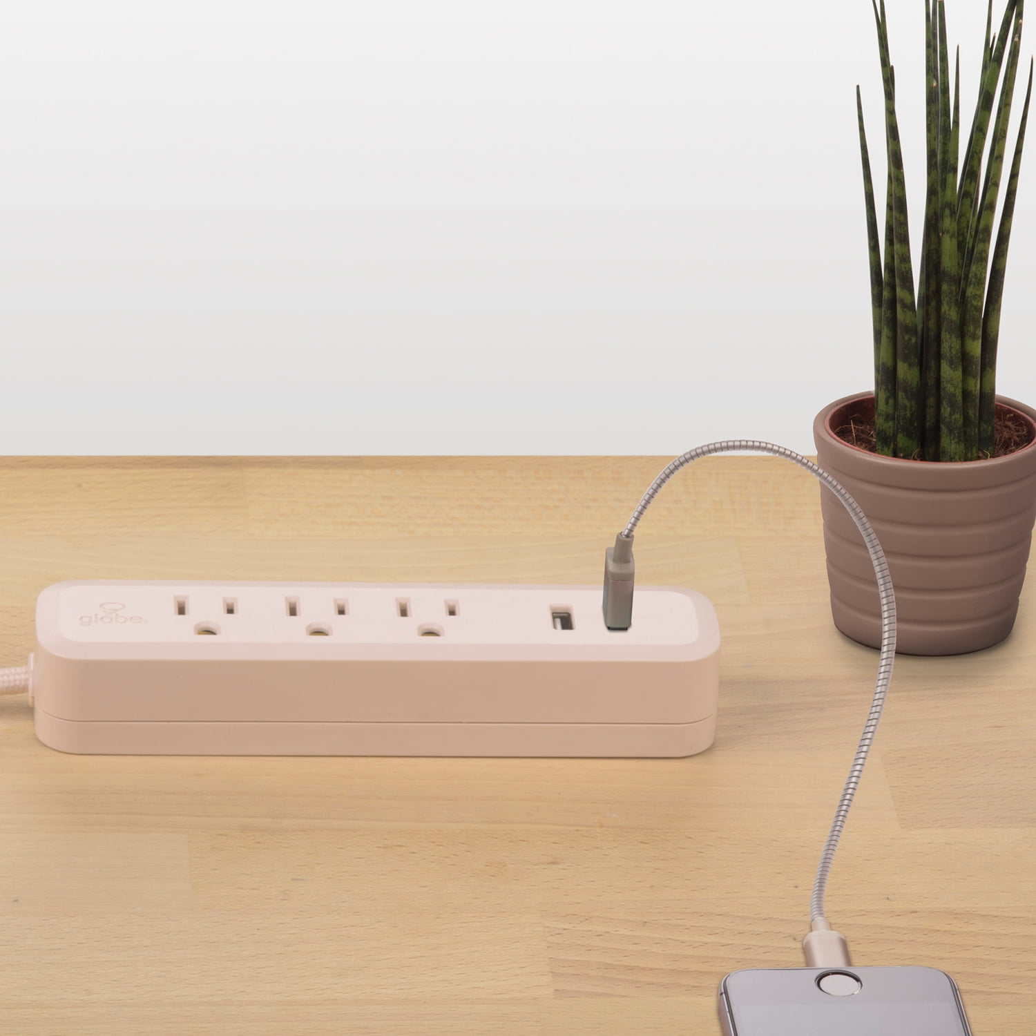 Globe Electric Globe Electric 6-ft 3-Outlet Rose USB Surge Protector 2-Pack, 78257-K