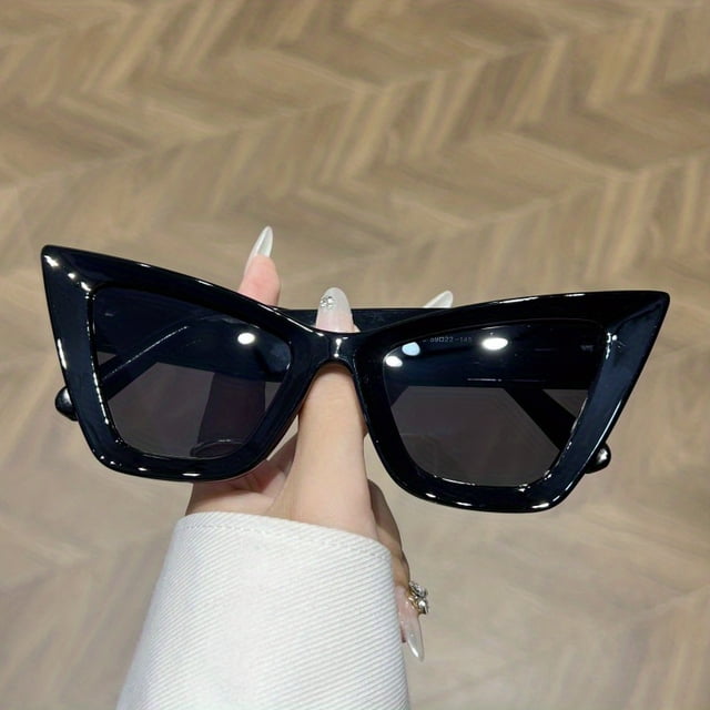 Vintage Cat Eye Sunglasses - UV400 Protection - Perfect for Parties & Outdoor Adventures!