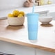 thumbnail image 3 of Vaso de plástico plano de 24 onzas, sin BPA, vaso reutilizable de gran tamaño con tapa y pajita., 3 of 5