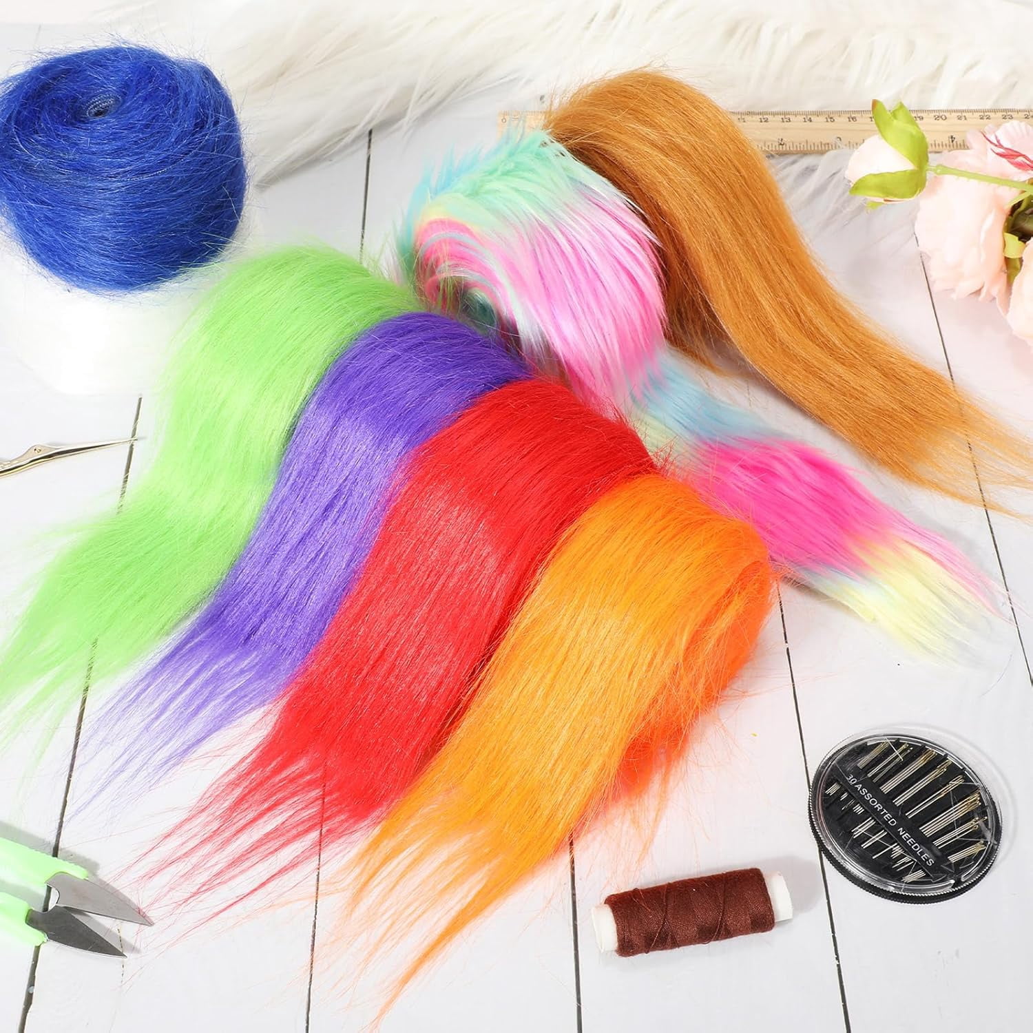 Dalrosia 8PCS Faux Fur Fabric Strips Ribbon, Shaggy Craft Plush for DIY Santa/Gnome Beard, Handmade Christmas Halloween Cosplay Costume Fur Fabric for Crafts 2" x 60"