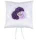 thumbnail image 1 of Cojín para anillos de boda de 20 x 20 cm con flores de perla (taro y flores moradas), 1 of 5