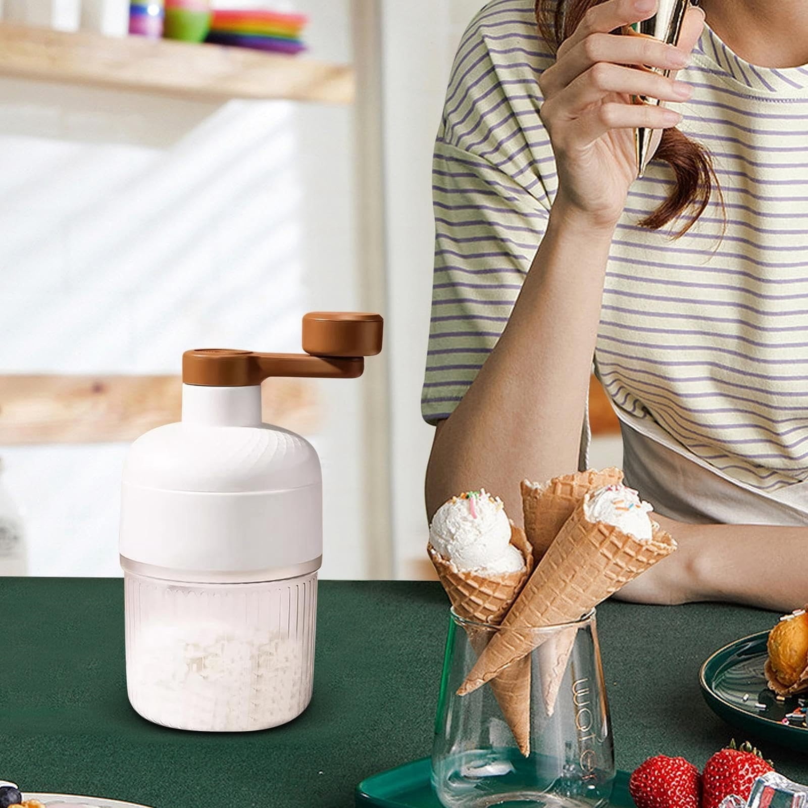 syligr Manual Hand Crank Ice Crusher, Portable Shaved Ice Machine with 4 Ice Molds, No Electricity Needed ABS Ice Shaver for Snow Cones Cocktails, Lightweight Snow Cone Maker for Home Kitchen