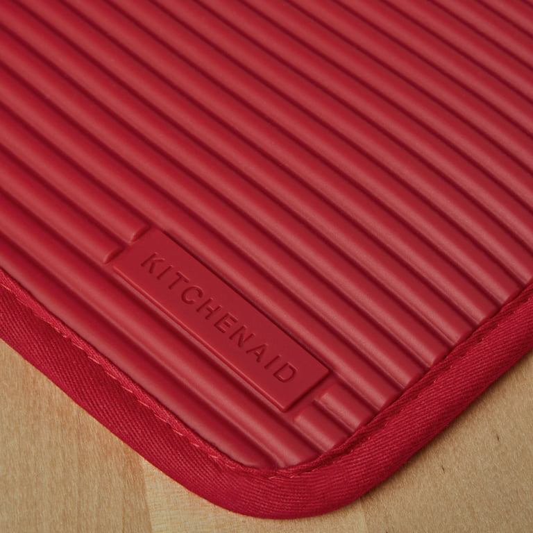  KitchenAid Ribbed Soft Silicone Water Resistant Pot Holder Set,  Passion Red, 2 Piece Set : Home & Kitchen