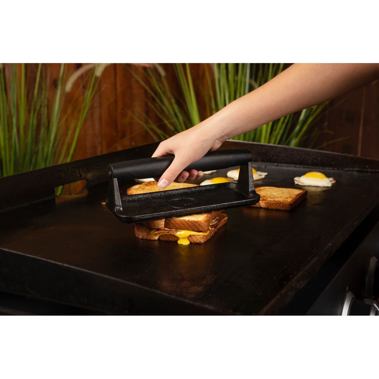 Blackstone Cast Iron Grill Press 1 Pk