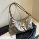 thumbnail image 4 of Bolso de hombro acolchado para mujer bolsos de mano a la moda bolso de compras de gran capacidad, 4 of 9
