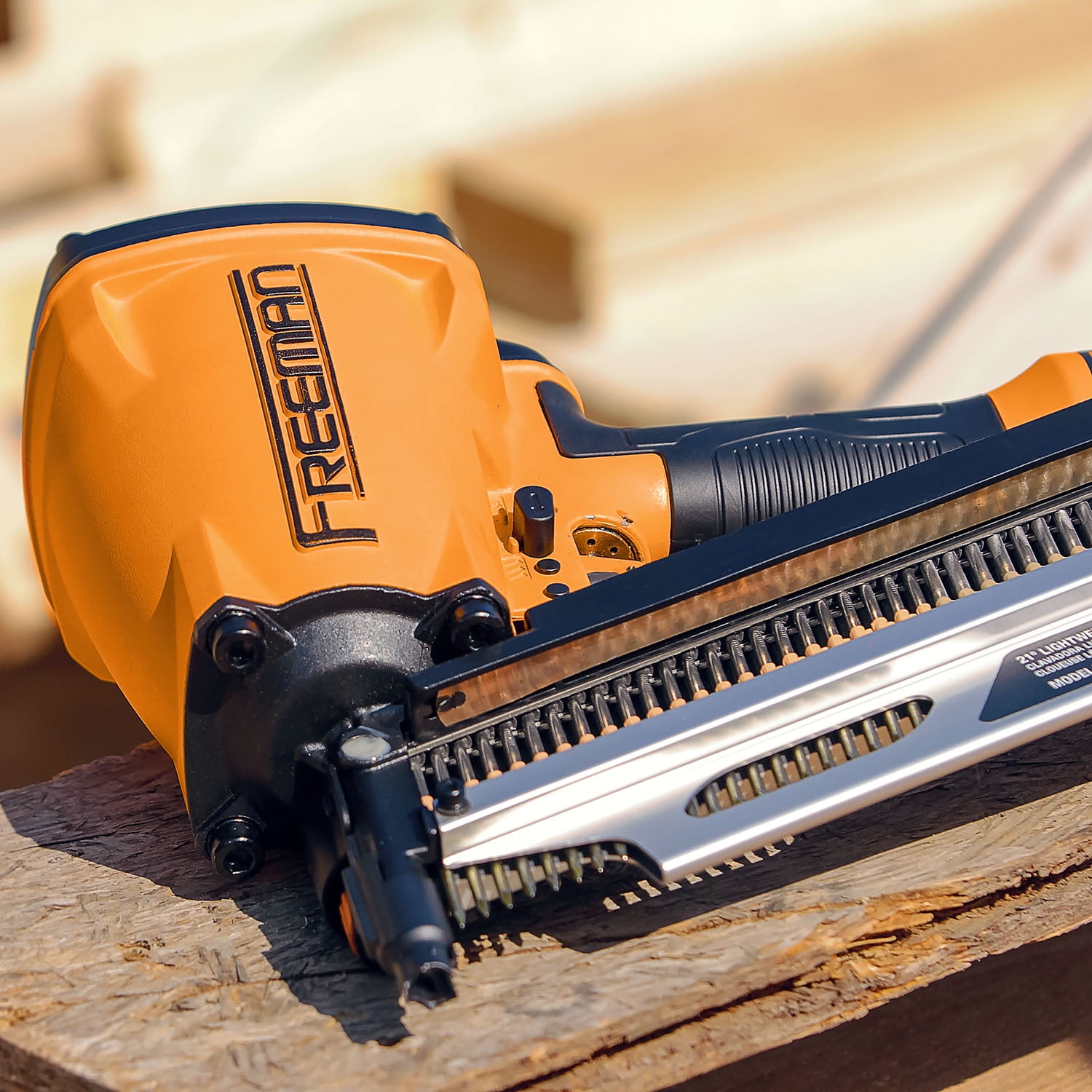 Freeman G22183CLW 2nd Generation Compact Lightweight Pneumatic 21-Degree 3-1/4" Framing Nailer with Adjustable Metal Belt Hook and 1/4" NPT Air Connector