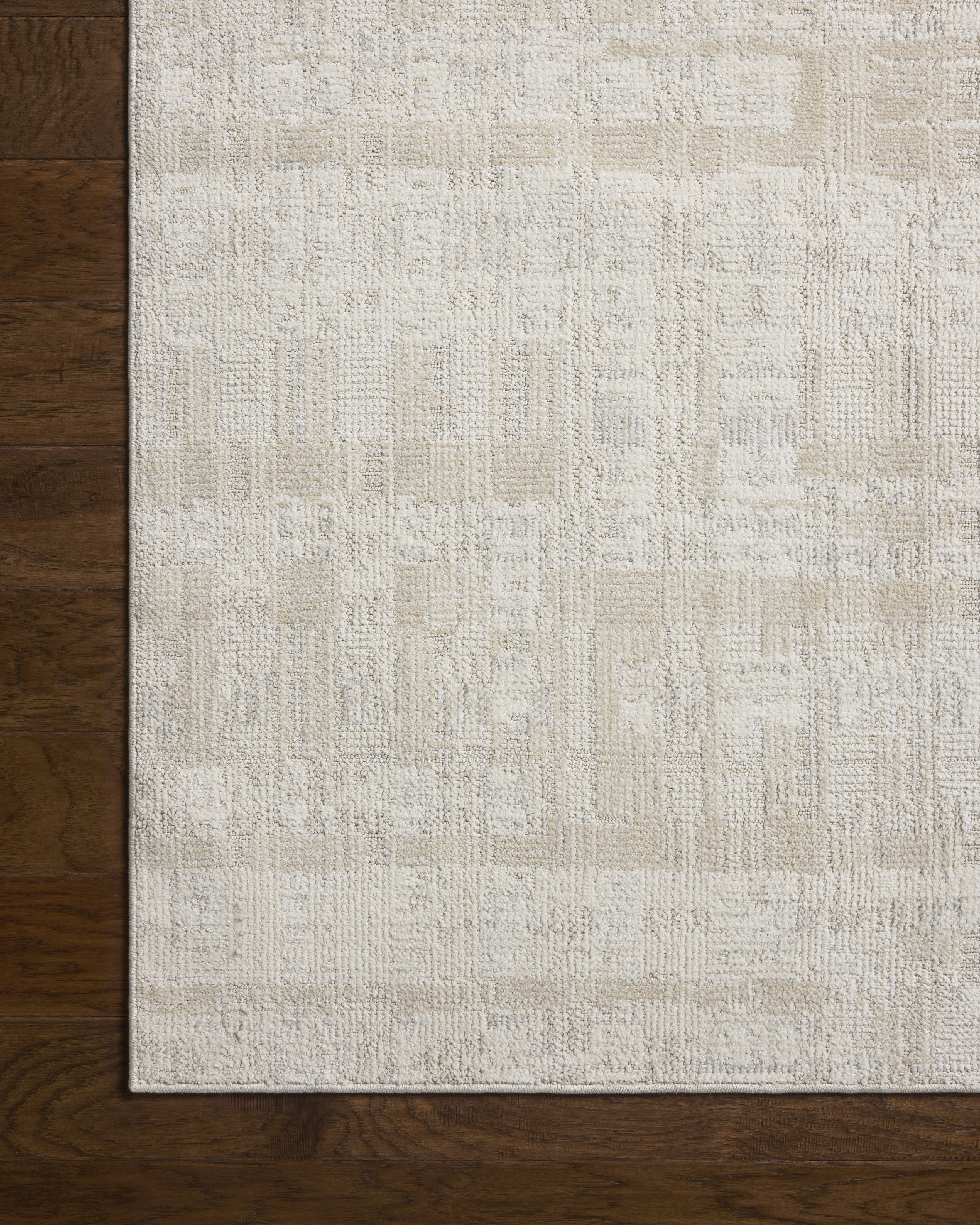 Loloi Roxie Ivory / Natural 2'-7" x 12'-0" Area Rug