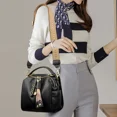 thumbnail image 4 of 2024 Nuevo bolso de mano de lujo para mujer Tendencia de moda Bolso de hombro de cuero suave para niña Bolsos de marca de lujo Artículos femeninos Sac A MAIN, 4 of 5