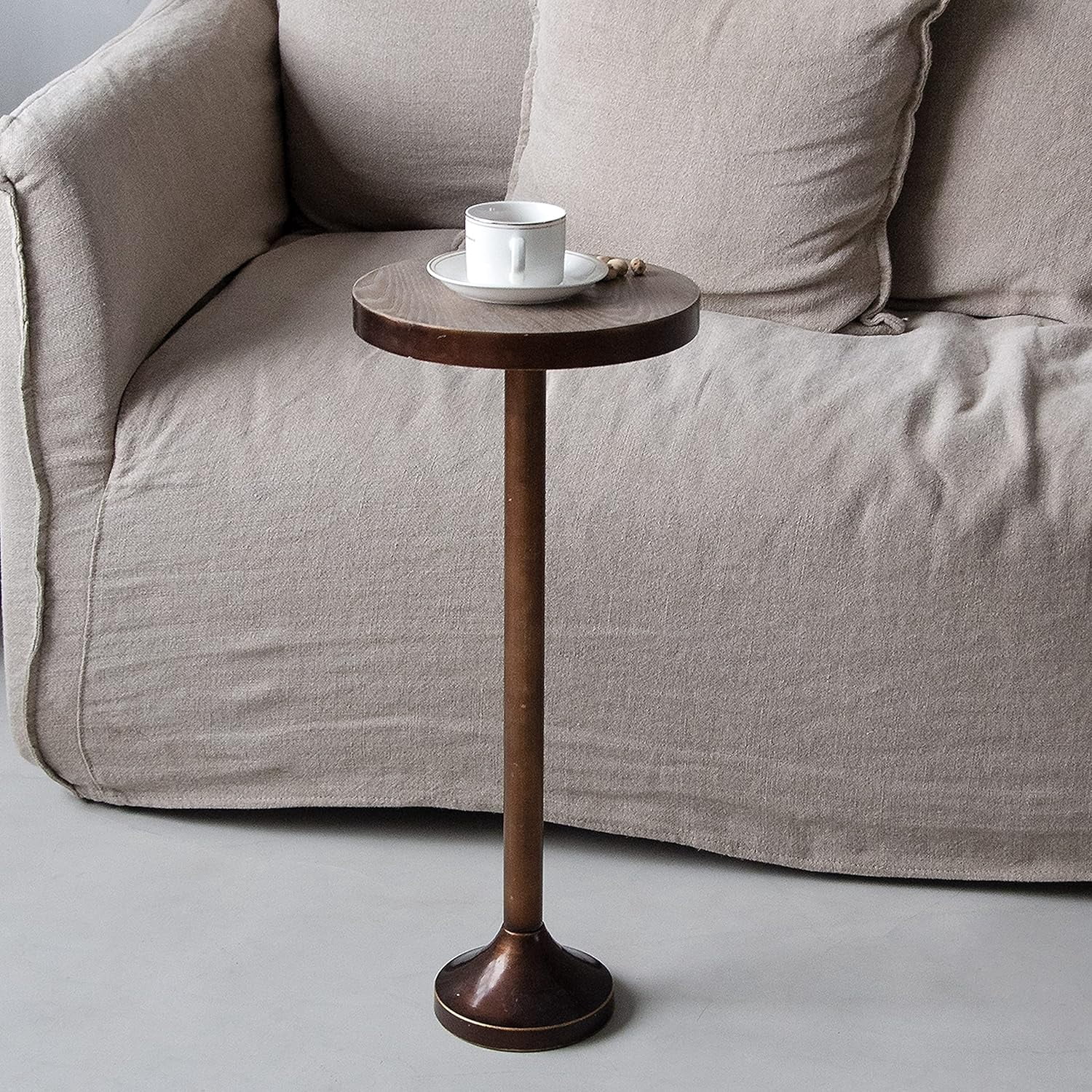 Small Pedestal End Table, Living Room Accent Side Table - Display Stand with Wood Top & Distressed Finish Metal Base, Light Espresso