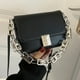 thumbnail image 4 of Nuevo bolso cuadrado pequeño de color sólido de nicho, bolso de hombro de PU con cadena de moda, negro, 4 of 5