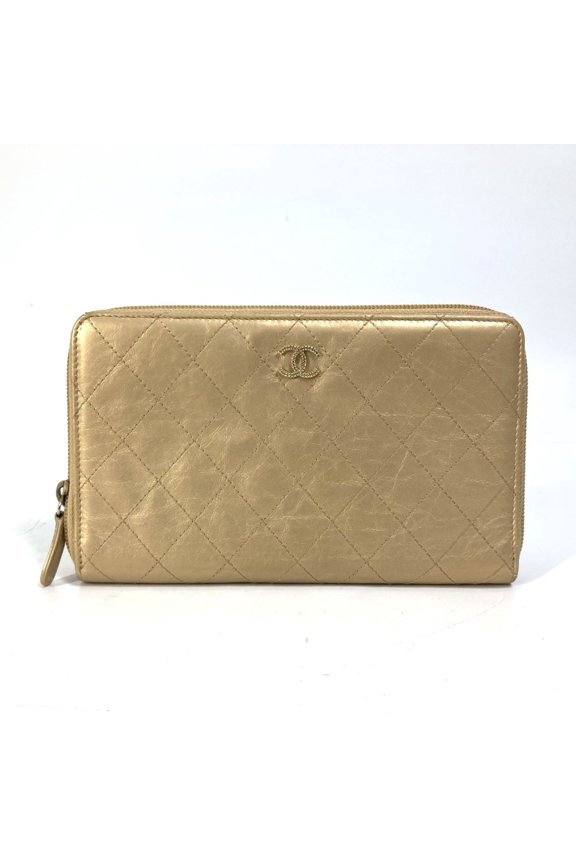Pre-Owned CHANEL Coco Mark CC Matelasse Quilted Round Zip Long Wallet in Calfskin,... (Fair)
