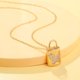 thumbnail image 5 of Collar Brillar con colgante de tres piezas aceite gota de amor perlas mariposa, 5 of 5