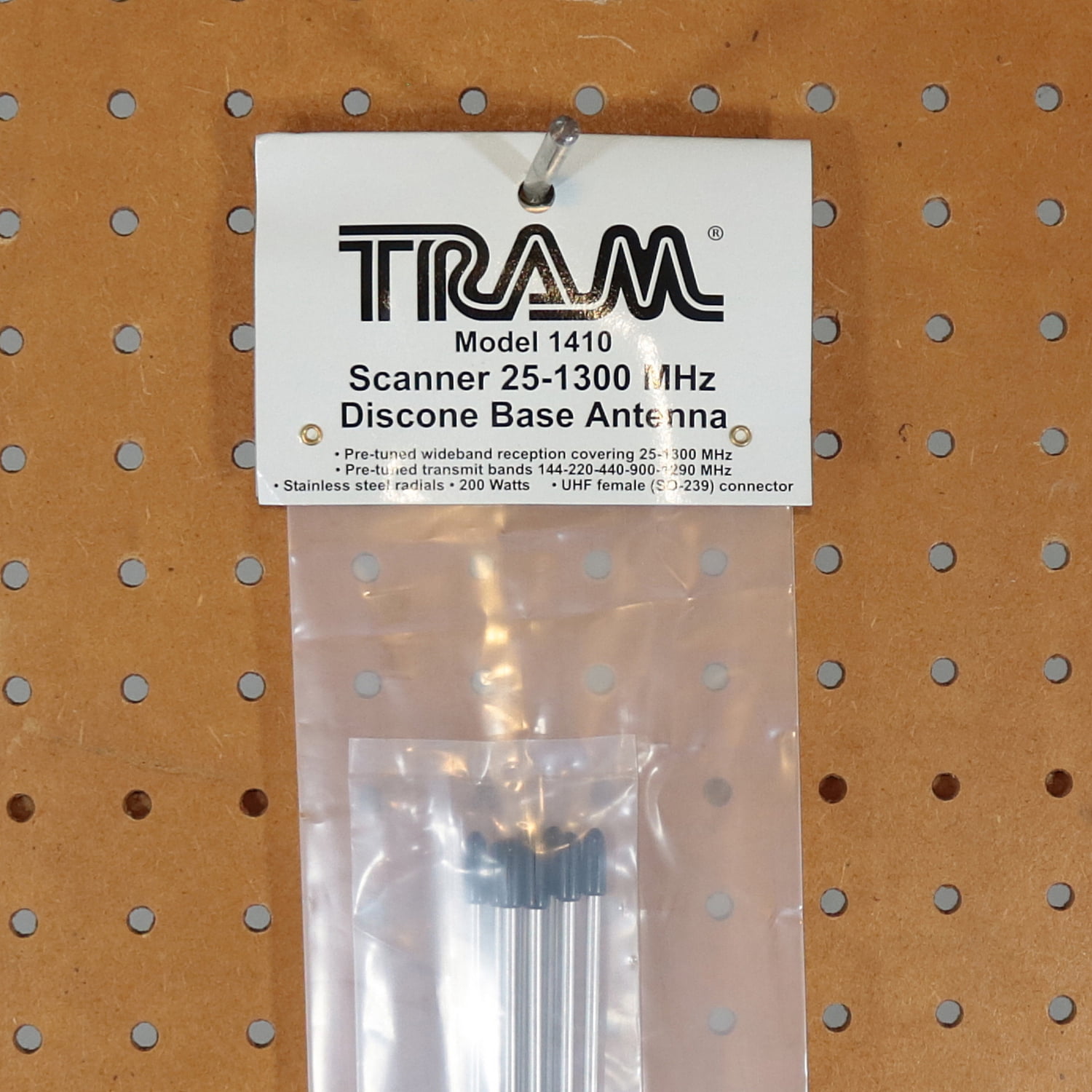 Tram 200-Watt Broad-Band Scanner 25 MHz to 1,300 MHz Super Discone Stainless Steel Base Antenna