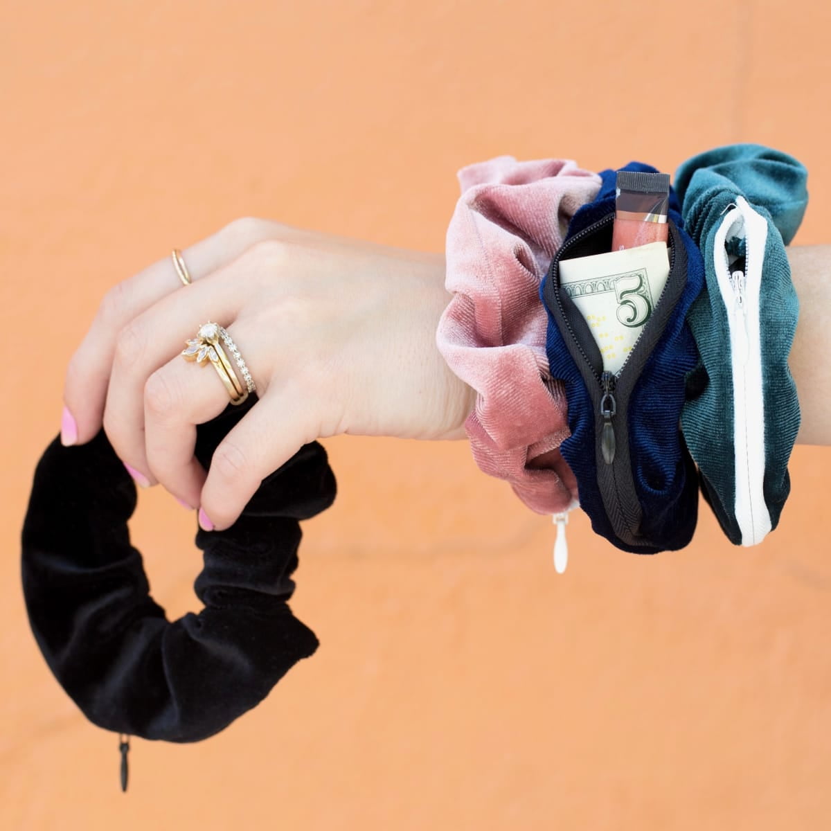 Maze Eclusive 4 Pack: Elastic Scrunchies with Zipper Pocket Scrunchies Chiffon Oversize Elastic Hair Ties Solid Color Large Shiny Scrunchies for Women Ponytail Holder