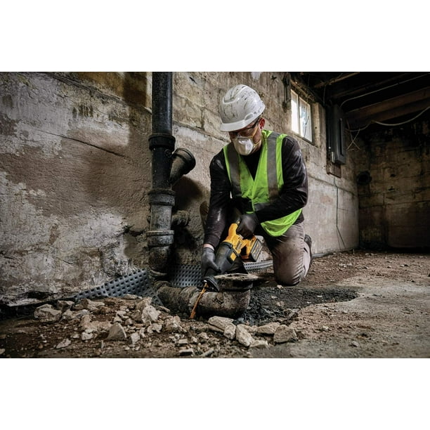 DeWalt DCS389X1 FLEXVOLT 60V MAX Brushless Reciprocating Saw Kit 1
