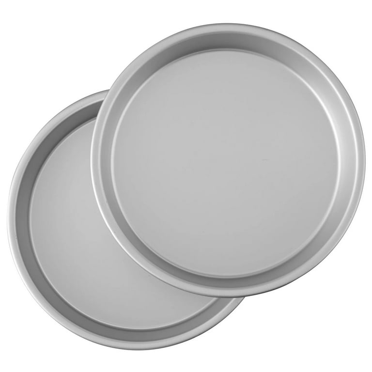 Wilton 9-Inch Round Aluminum Cake Pan Set, 2-Piece photo 2
