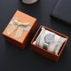 thumbnail image 1 of Caja de regalo creativa, reloj de cuarzo con escala romana, reloj de mujer con diamantes, pulsera de aleación, regalo, 1 of 6