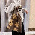 thumbnail image 4 of De moda exquisita bolsa de compras bonito estampado de osoBolsa de Ehuebsd mujer de moda de otoño Tote de felpa bolso de hombro, 4 of 9