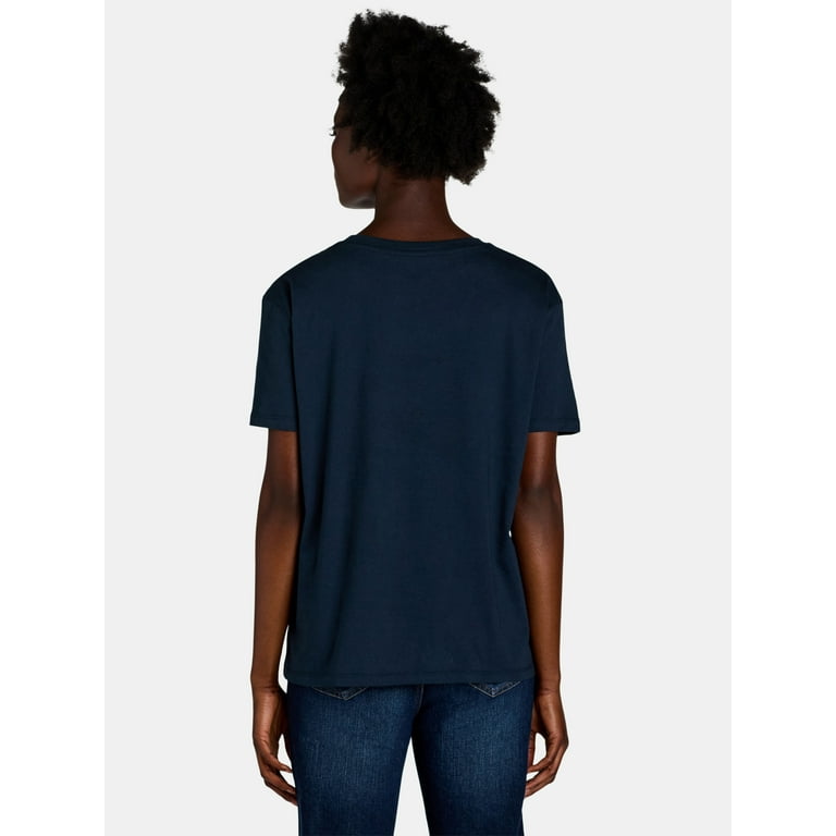 One Piece Women's Graphic Tee with Short Sleeves, Sizes XXS One Piece Women's Graphic Tee with Short Sleeves, Sizes XXS