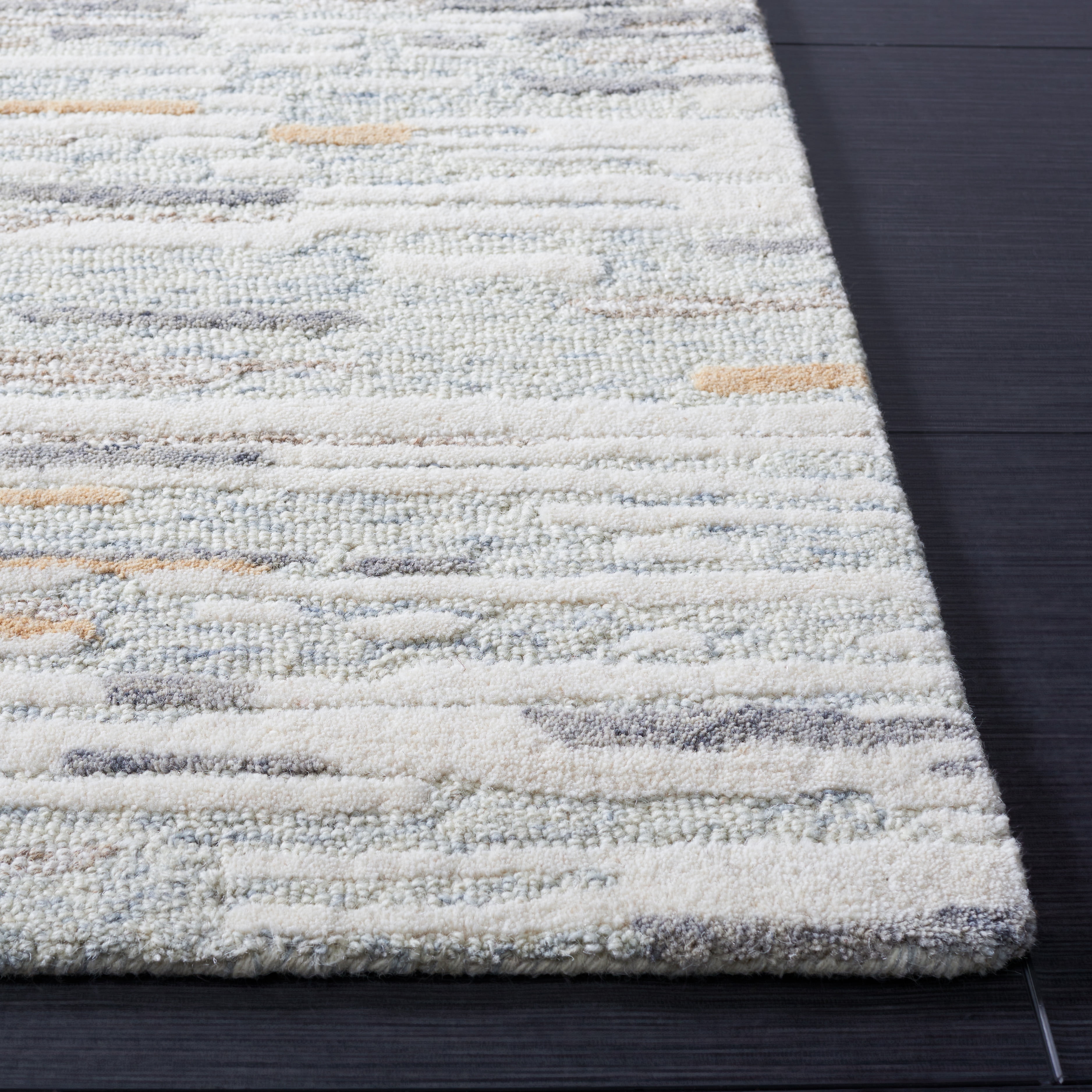 SAFAVIEH Metro Mirjana Distressed Area Rug, Natural/Gold, 4' x 6'