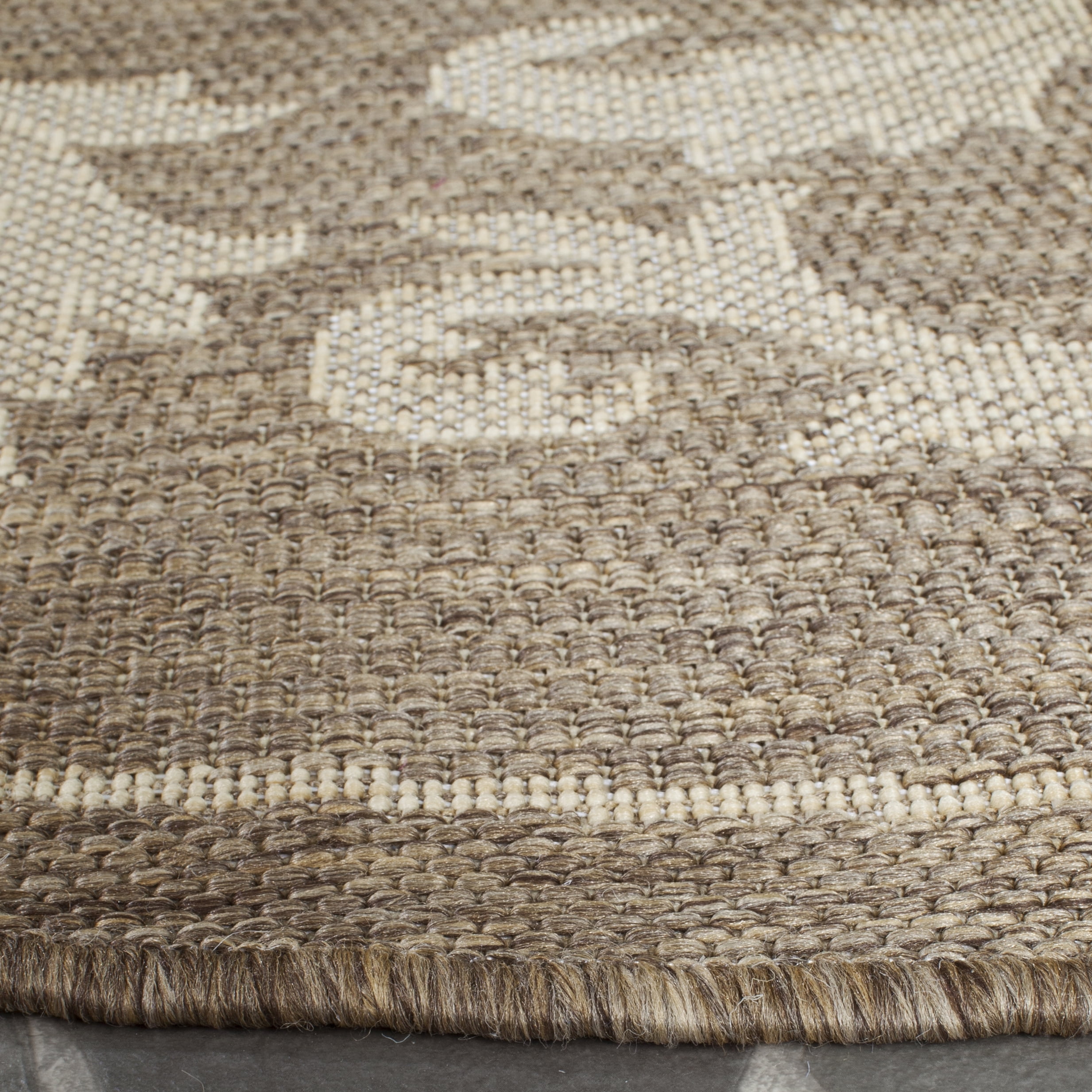 Safavieh Courtyard Kevin Floral Indoor/Outdoor Area Rug, Brown/Natural, 6'7" x 6'7" Round