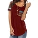 thumbnail image 3 of Camiseta de mujer de manga corta con cuello redondo y bolsillo a rayas en la parte superior, rojo vino, M sidaley  AP001586-17, 3 of 6