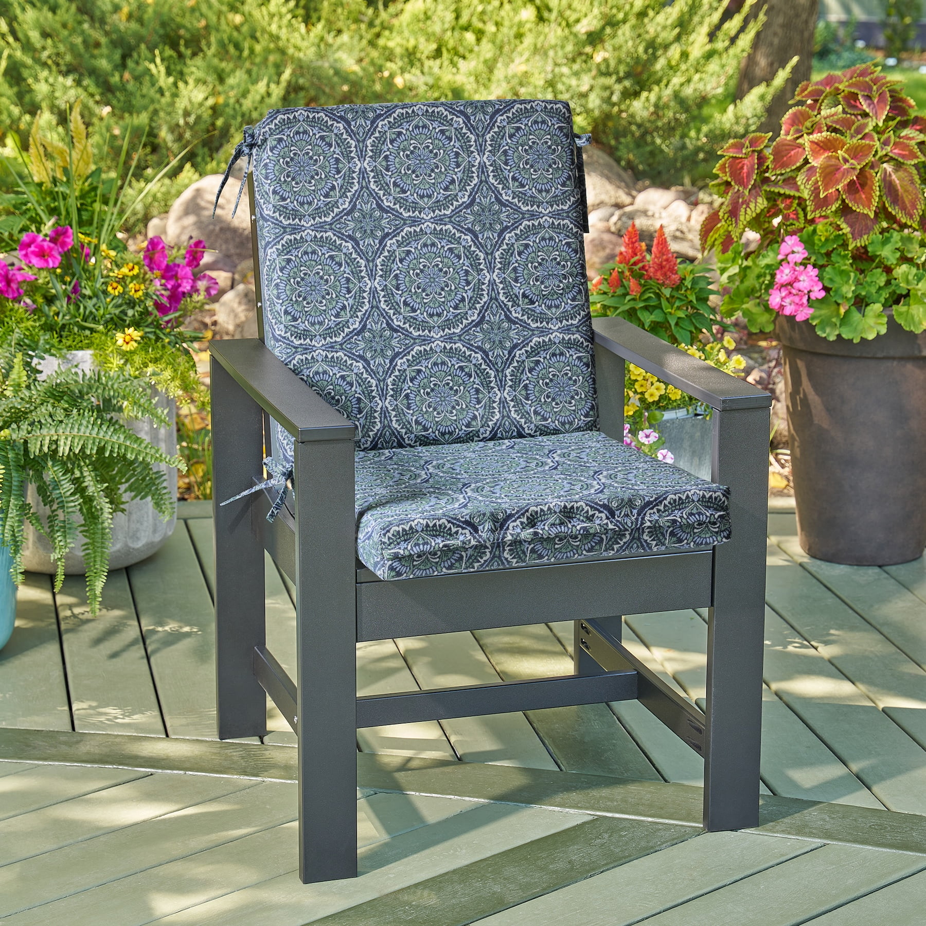 Better Homes & Gardens 44" x 20" Outdoor Chair Seat Cushion, 1-Piece, Medallion